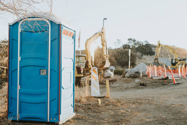 Best Portable restroom trailer rental  in Whitg, IN