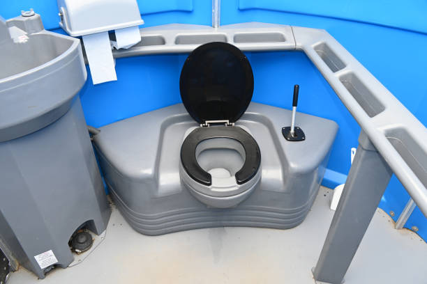 Portable Toilet Options We Offer in Whiting, IN