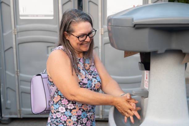 Best Portable restroom trailer rental  in Whitg, IN